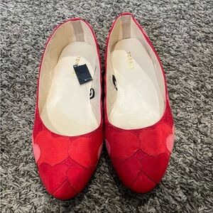 torrid NWT Hearts patch flat shoes, size 10 W